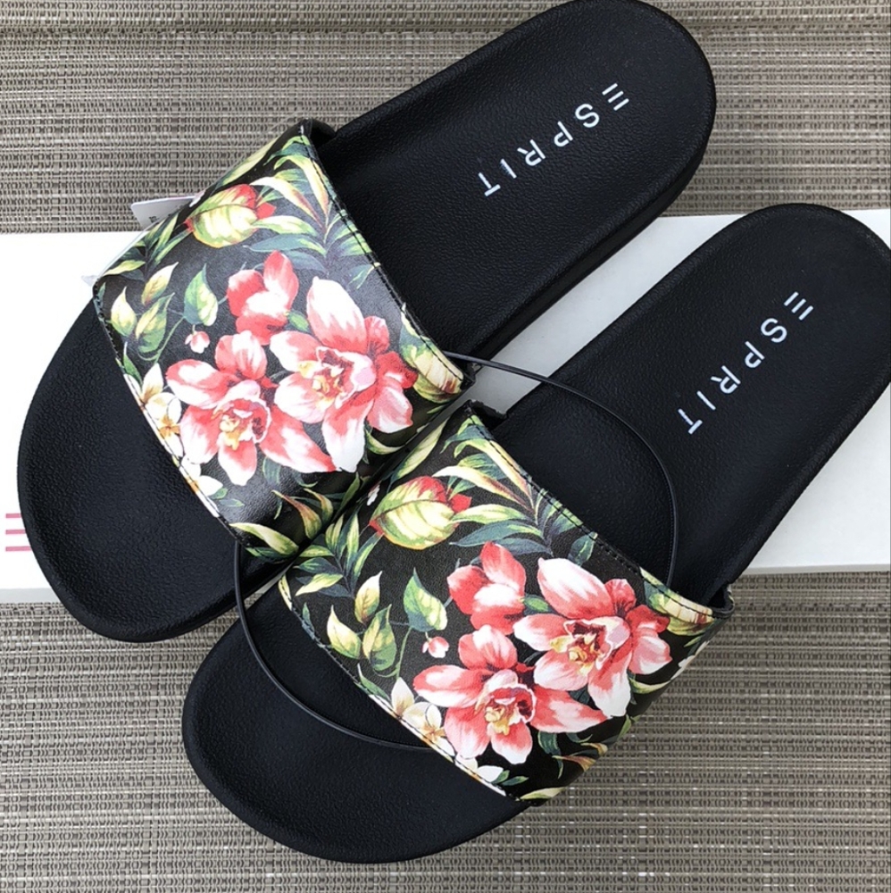 Esprit Women's March Flat Sandal
